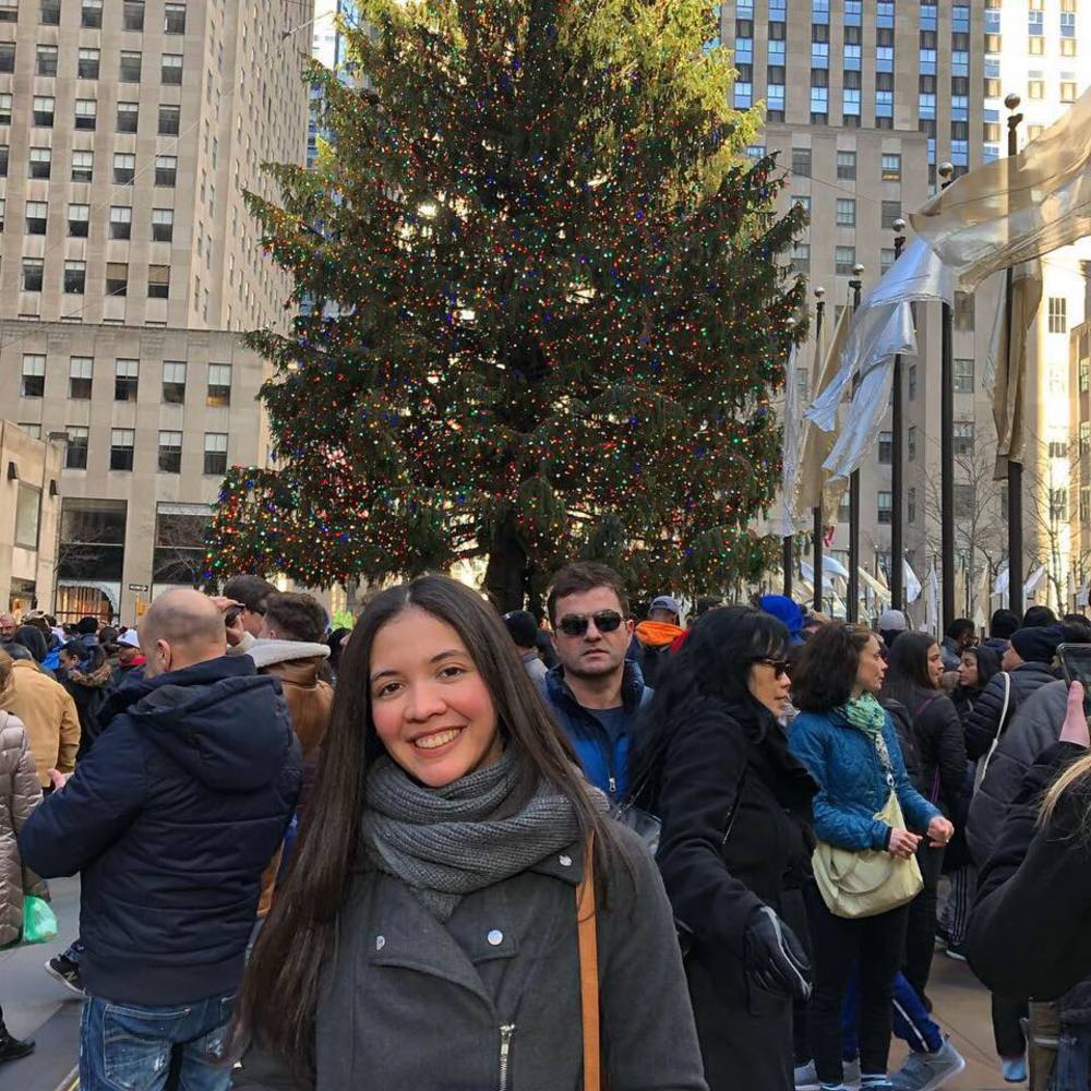 Meet your Posher, Daniela